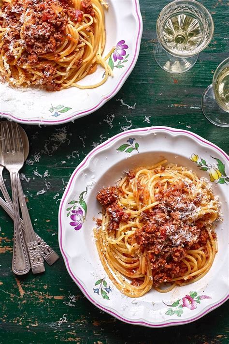 The Spaghetti Revolution: Unconventional Spins on the Classic Dish You Need to Taste