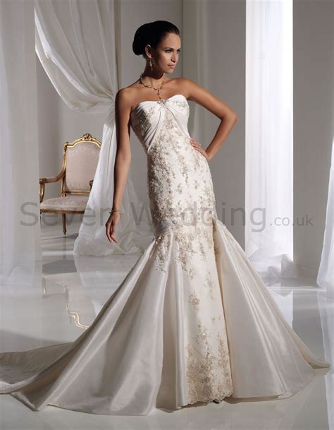 Tips for Discovering the Perfect Ivory Bridal Gown