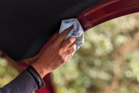 Tips for Reaching Those Challenging Areas During Vehicle Cleaning