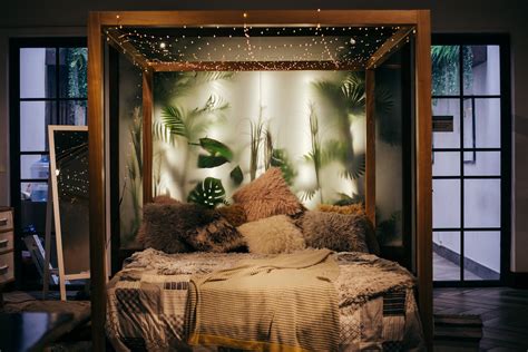 Turn Your Bedroom into a Mesozoic Sanctuary