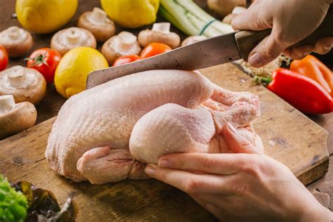 Uncover Distinctive Culinary Techniques for Preparing Poultry Delight