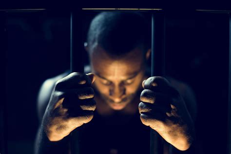 Understanding the Role of Another Individual in Incarceration Dreams