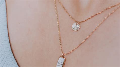 Unlocking the Symbolic Significance of Fantasizing about Valuable Necklaces