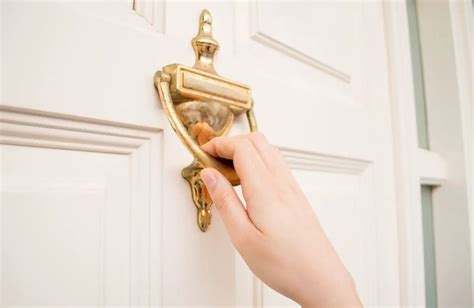 Unraveling the Hidden Meanings Behind Mystical Door Knocking Moments