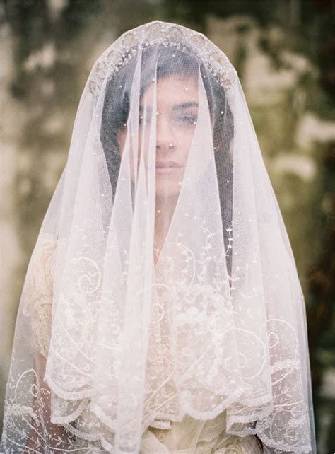 Unveiling the Mystic Beauty of an Enigmatic Ebony Bridal Veil