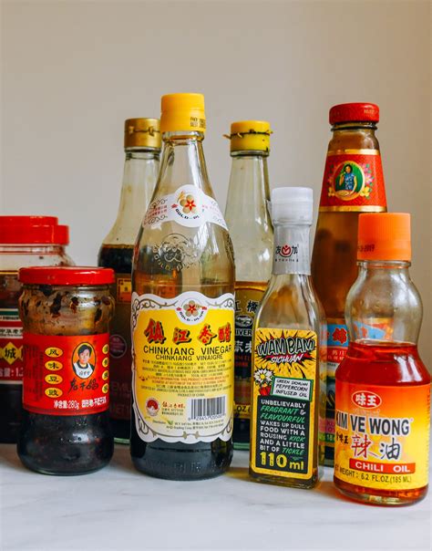 Unveiling the Secrets of Chinese Noodle Seasonings: Soy Sauce, Vinegar, and More