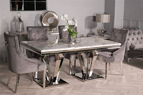 What to Consider When Choosing the Ideal Dining Collection